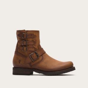 Frye Veronica Short Belted Booties